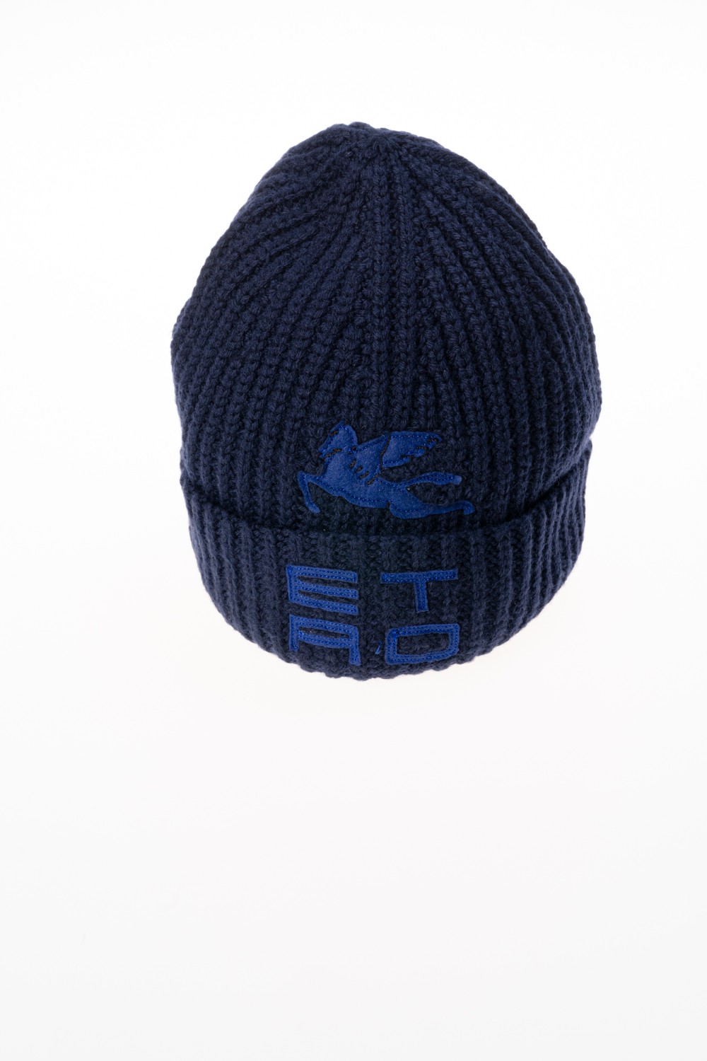 shop ETRO Sales Cappello: Etro berretto in maglia di lana caratterizzato dal logo ETRO CUBE.
Composizone: 100% lana.
Made in Italy.. IT620 9020-0200 number 174893